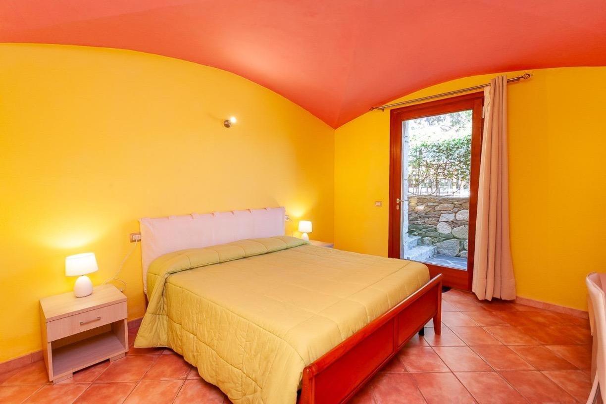B&B Pettirosso Garden San Teodoro  Εξωτερικό φωτογραφία