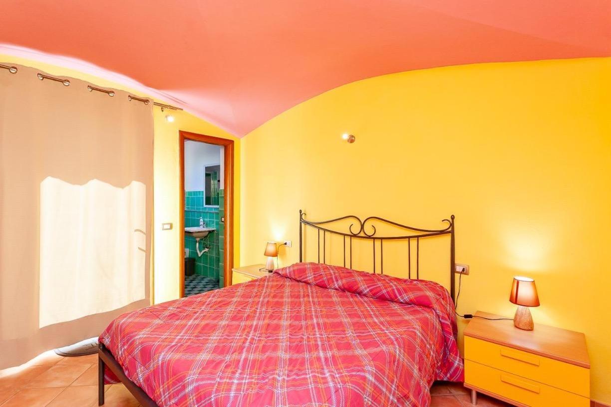 B&B Pettirosso Garden San Teodoro  Εξωτερικό φωτογραφία