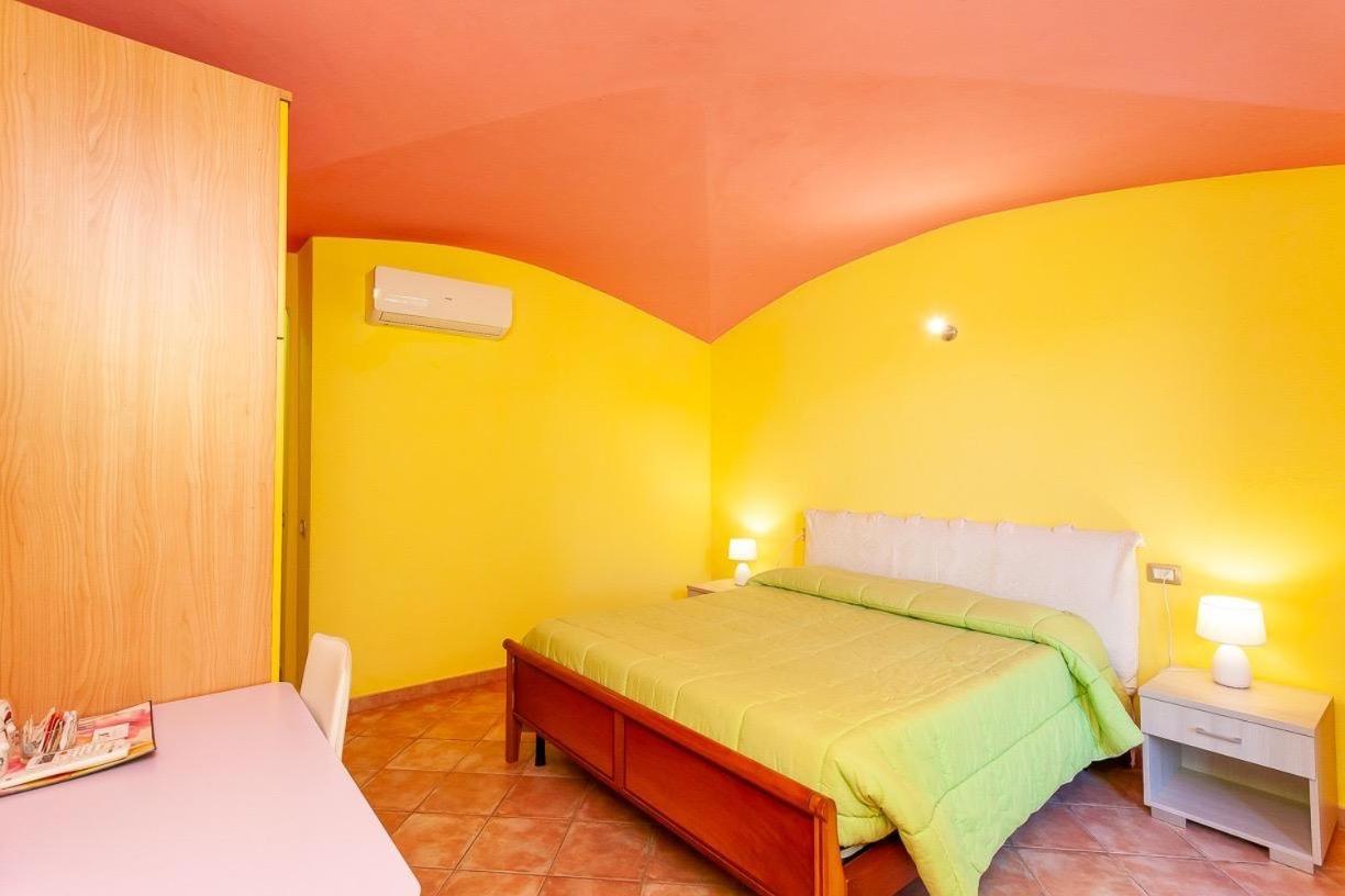 B&B Pettirosso Garden San Teodoro  Εξωτερικό φωτογραφία