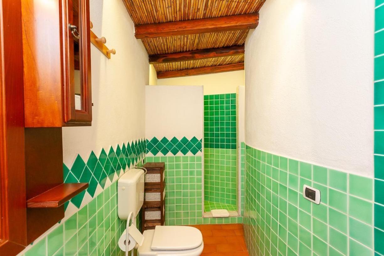 B&B Pettirosso Garden San Teodoro  Εξωτερικό φωτογραφία