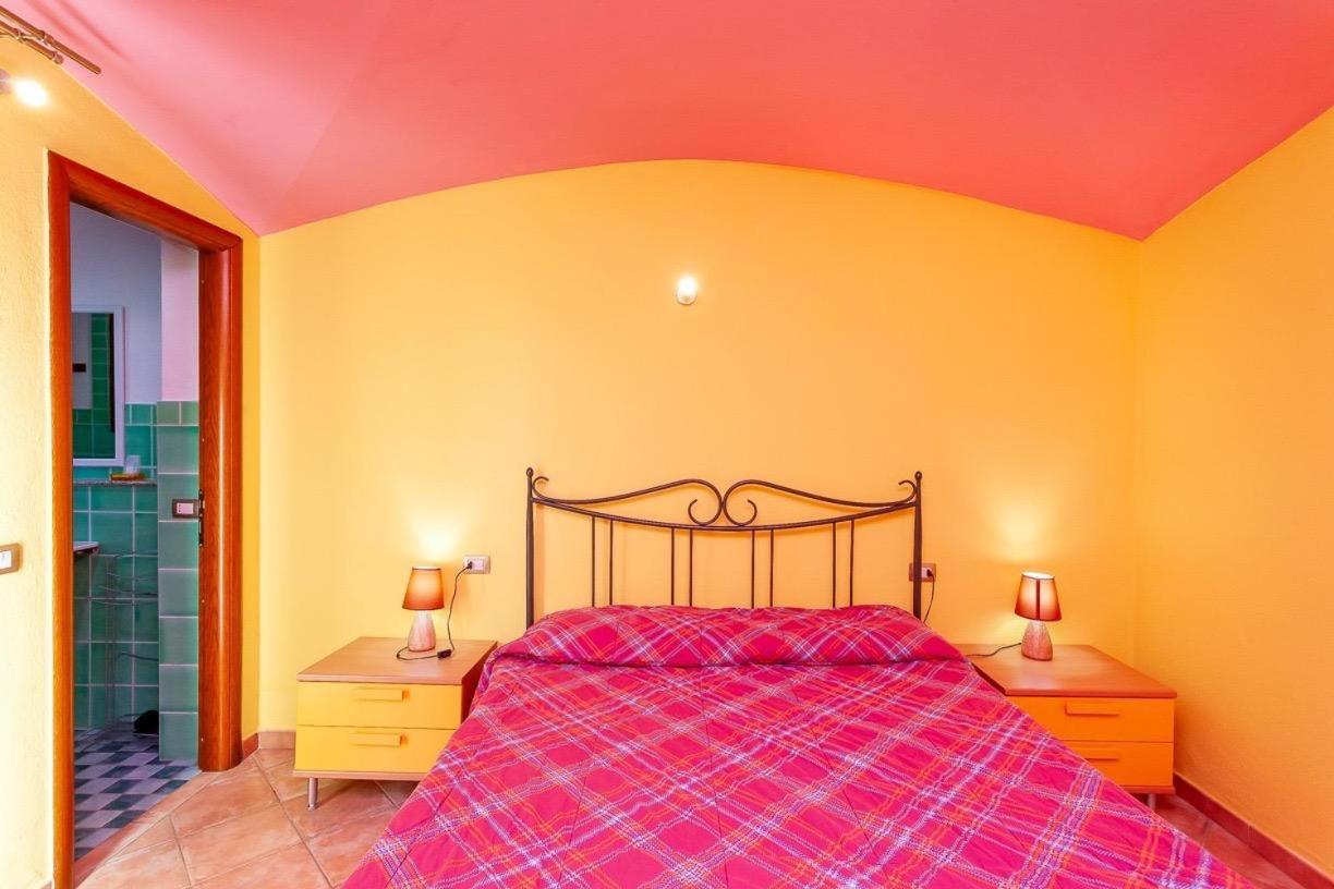 B&B Pettirosso Garden San Teodoro  Εξωτερικό φωτογραφία
