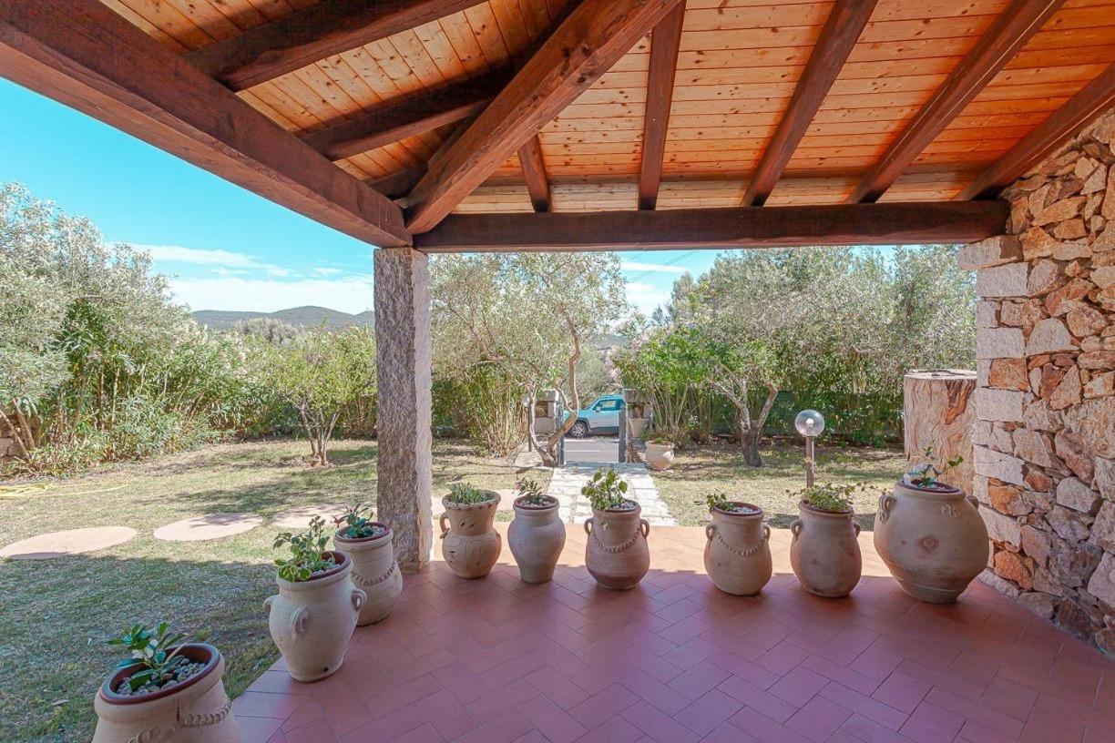 B&B Pettirosso Garden San Teodoro  Εξωτερικό φωτογραφία
